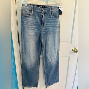 Hollister Ultra High-Rise Dad Jean